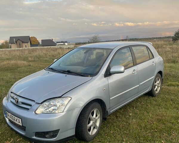 Синий Тойота Королла, объемом двигателя 1.6 л и пробегом 230 тыс. км за 5700 $, фото 2 на Automoto.ua