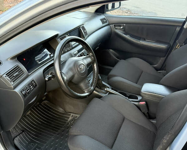 Синий Тойота Королла, объемом двигателя 1.6 л и пробегом 178 тыс. км за 5499 $, фото 12 на Automoto.ua