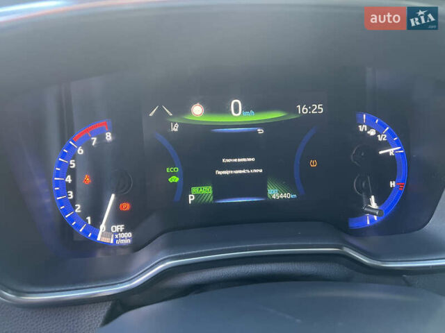 Тойота Королла 2019 в Львове на Automoto.ua Синий Тойота Королла, объемом двигателя 1.99 л и пробегом 45 тыс. км за 19750 $, фото 28 на Automoto.ua