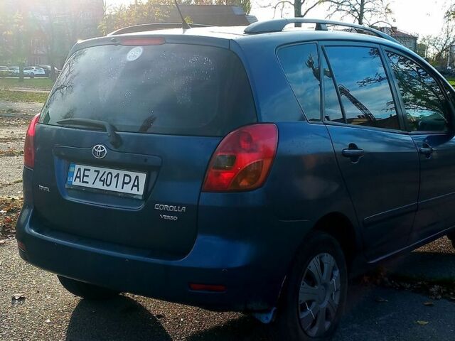 Синий Тойота Королла, объемом двигателя 1.8 л и пробегом 400 тыс. км за 4800 $, фото 1 на Automoto.ua