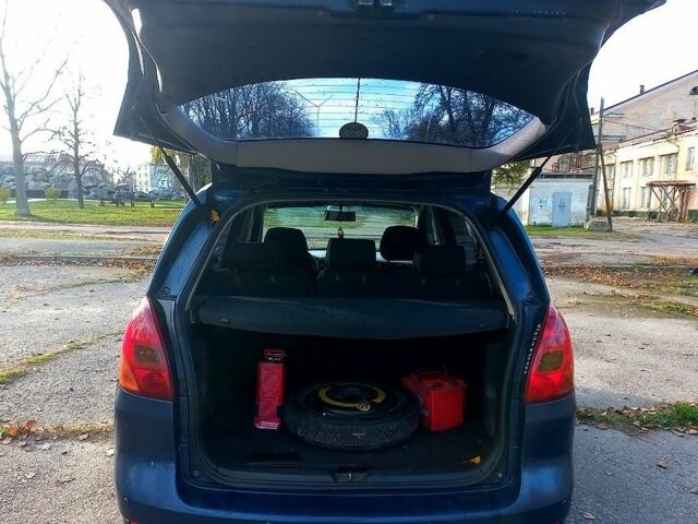 Синий Тойота Королла, объемом двигателя 1.8 л и пробегом 400 тыс. км за 4800 $, фото 4 на Automoto.ua