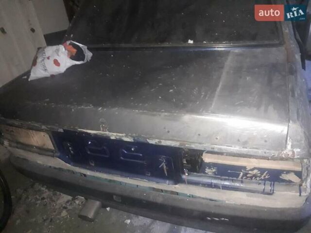 Синий Тойота Королла, объемом двигателя 1.5 л и пробегом 300 тыс. км за 433 $, фото 1 на Automoto.ua