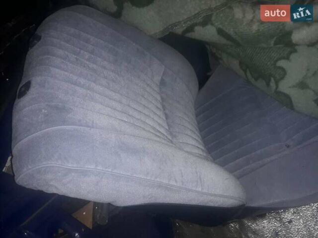 Синий Тойота Королла, объемом двигателя 1.5 л и пробегом 300 тыс. км за 433 $, фото 2 на Automoto.ua