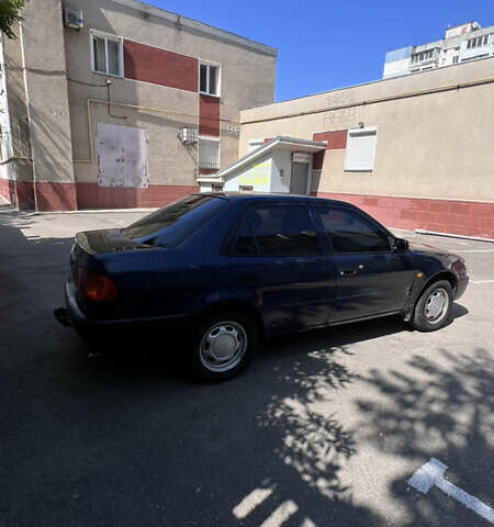 Синий Тойота Королла, объемом двигателя 1.4 л и пробегом 301 тыс. км за 2999 $, фото 3 на Automoto.ua