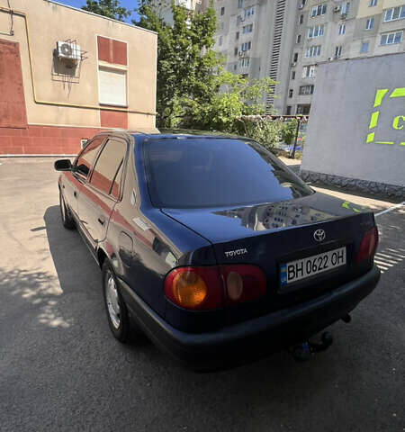 Синий Тойота Королла, объемом двигателя 1.4 л и пробегом 301 тыс. км за 2999 $, фото 4 на Automoto.ua