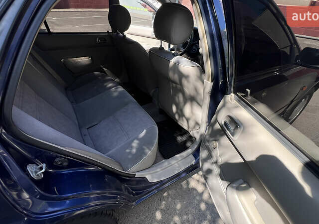 Синий Тойота Королла, объемом двигателя 1.4 л и пробегом 301 тыс. км за 2999 $, фото 18 на Automoto.ua