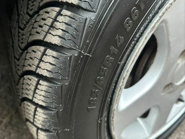 Синий Тойота Королла, объемом двигателя 1.4 л и пробегом 300 тыс. км за 1999 $, фото 10 на Automoto.ua