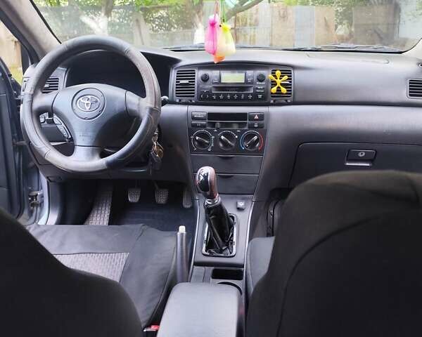 Синий Тойота Королла, объемом двигателя 1.6 л и пробегом 280 тыс. км за 3800 $, фото 3 на Automoto.ua