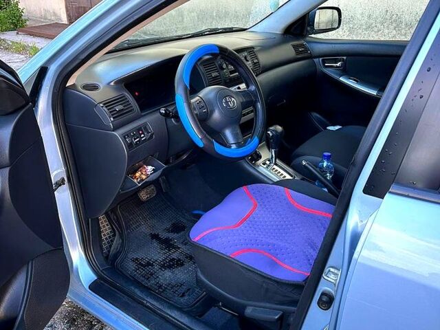 Синий Тойота Королла, объемом двигателя 1.6 л и пробегом 284 тыс. км за 5400 $, фото 5 на Automoto.ua