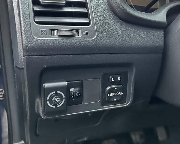 Синій Тойота Королла, об'ємом двигуна 1.6 л та пробігом 304 тис. км за 6500 $, фото 19 на Automoto.ua