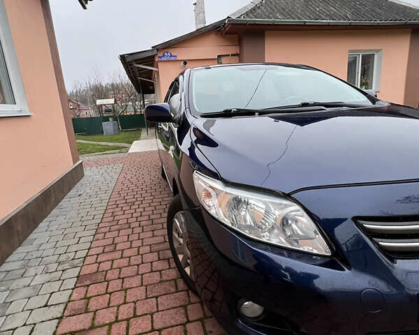 Синій Тойота Королла, об'ємом двигуна 1.6 л та пробігом 304 тис. км за 6500 $, фото 5 на Automoto.ua