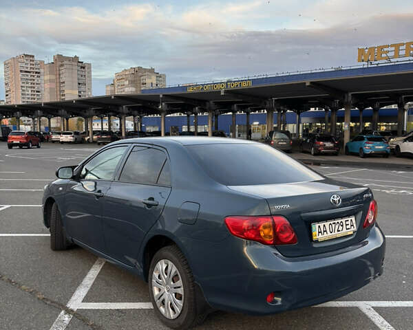 Синий Тойота Королла, объемом двигателя 1.59 л и пробегом 105 тыс. км за 7499 $, фото 2 на Automoto.ua