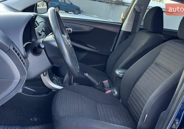 Синий Тойота Королла, объемом двигателя 1.6 л и пробегом 171 тыс. км за 7800 $, фото 78 на Automoto.ua