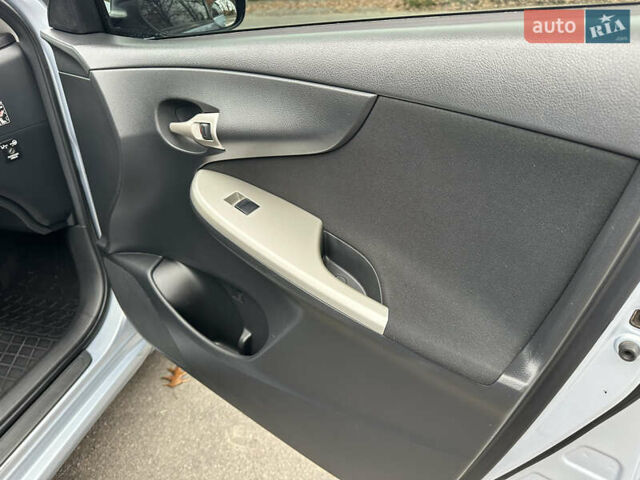 Синий Тойота Королла, объемом двигателя 1.6 л и пробегом 219 тыс. км за 7700 $, фото 42 на Automoto.ua
