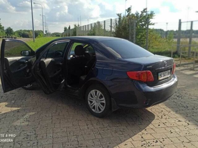 Синій Тойота Королла, об'ємом двигуна 1.6 л та пробігом 239 тис. км за 6900 $, фото 6 на Automoto.ua