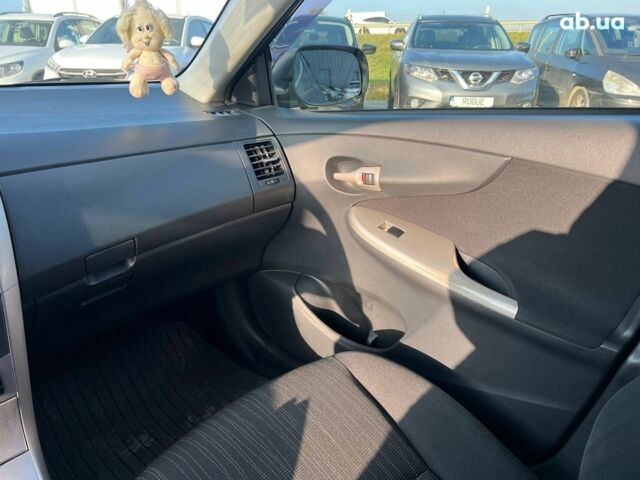 Синий Тойота Королла, объемом двигателя 1.6 л и пробегом 198 тыс. км за 8690 $, фото 31 на Automoto.ua