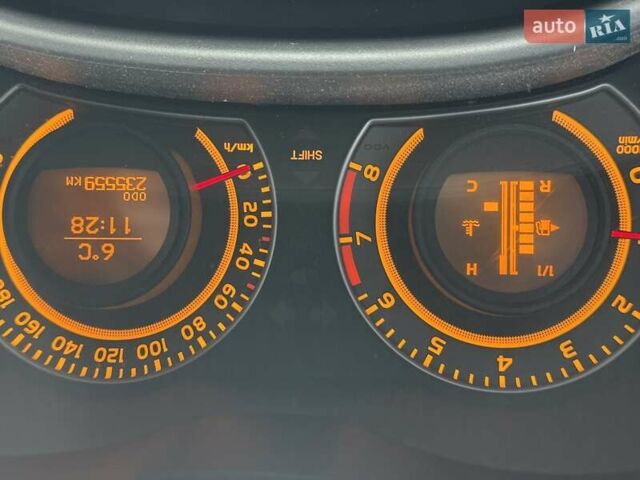 Синий Тойота Королла, объемом двигателя 1.6 л и пробегом 235 тыс. км за 7500 $, фото 11 на Automoto.ua