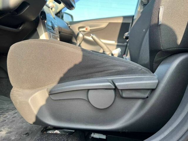 Синий Тойота Королла, объемом двигателя 1.6 л и пробегом 198 тыс. км за 7990 $, фото 18 на Automoto.ua