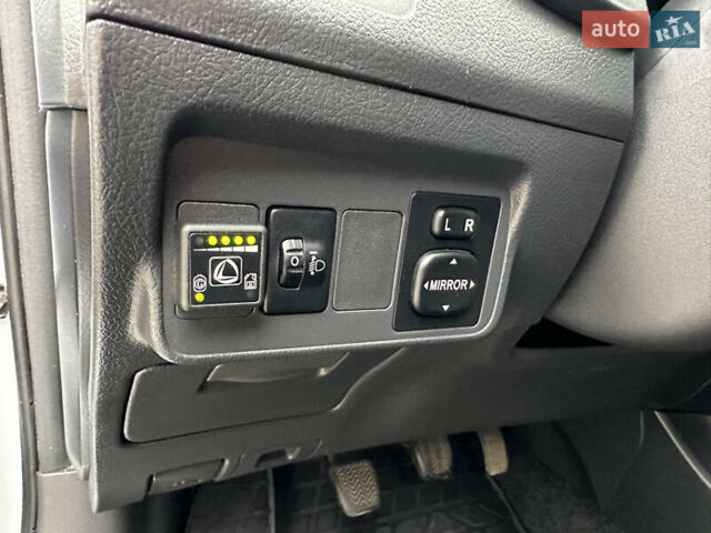 Синий Тойота Королла, объемом двигателя 1.6 л и пробегом 219 тыс. км за 7700 $, фото 29 на Automoto.ua