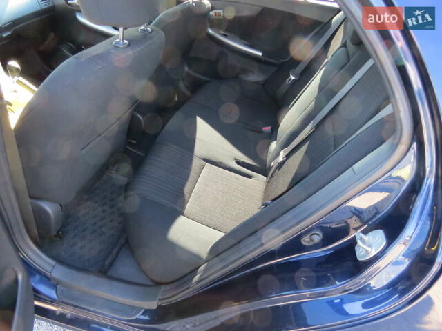 Синий Тойота Королла, объемом двигателя 1.6 л и пробегом 227 тыс. км за 5998 $, фото 13 на Automoto.ua