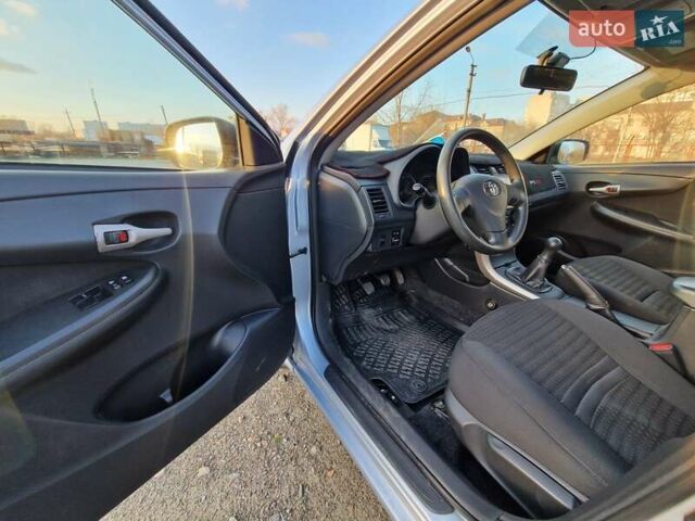 Синий Тойота Королла, объемом двигателя 1.6 л и пробегом 402 тыс. км за 6200 $, фото 10 на Automoto.ua