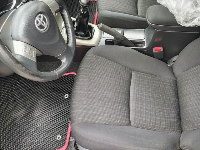 Синий Тойота Королла, объемом двигателя 1.6 л и пробегом 187 тыс. км за 6200 $, фото 6 на Automoto.ua