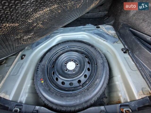 Синий Тойота Королла, объемом двигателя 1.6 л и пробегом 402 тыс. км за 6200 $, фото 26 на Automoto.ua