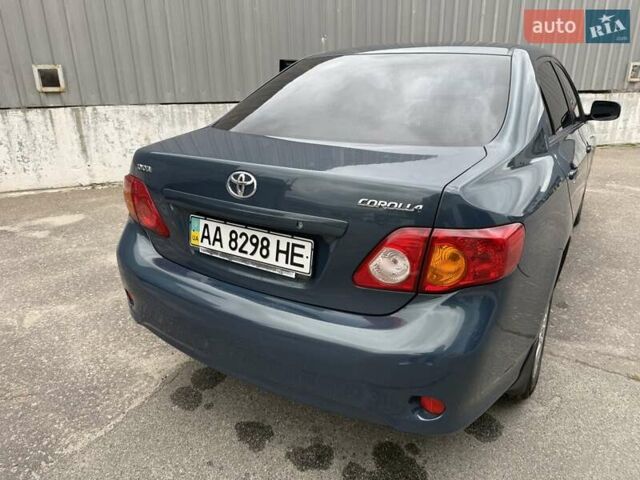 Синий Тойота Королла, объемом двигателя 1.6 л и пробегом 235 тыс. км за 7500 $, фото 5 на Automoto.ua