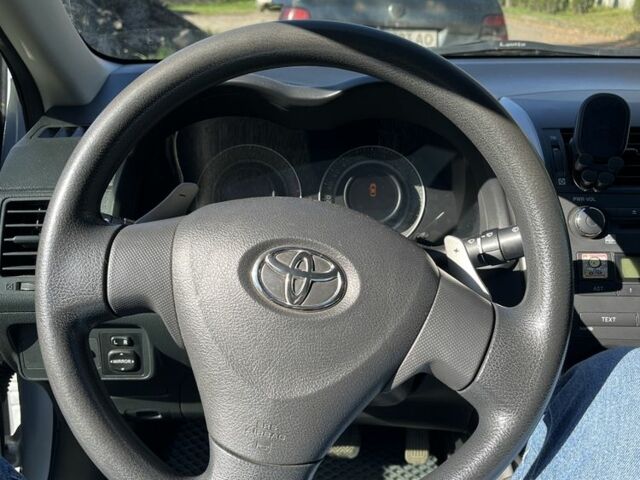 Синий Тойота Королла, объемом двигателя 1.6 л и пробегом 154 тыс. км за 7100 $, фото 6 на Automoto.ua