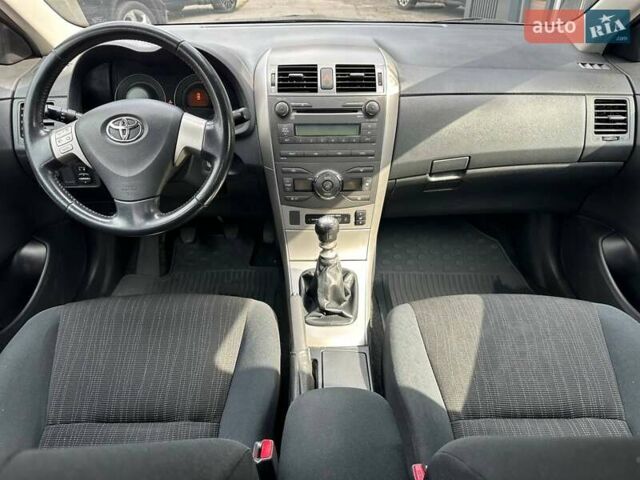 Тойота Королла 2008 в Полтаве на Automoto.ua Синий Тойота Королла, объемом двигателя 1.6 л и пробегом 200 тыс. км за 6900 $, фото 10 на Automoto.ua