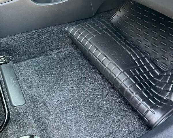 Синий Тойота Королла, объемом двигателя 1.33 л и пробегом 82 тыс. км за 7500 $, фото 38 на Automoto.ua