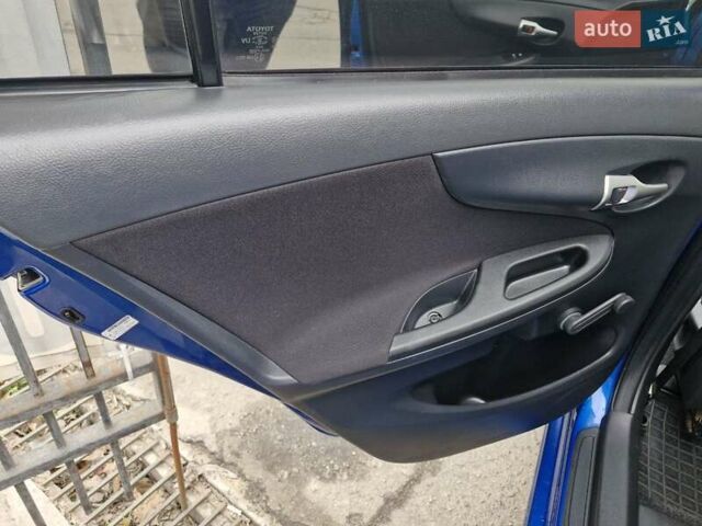 Синий Тойота Королла, объемом двигателя 1.3 л и пробегом 160 тыс. км за 7499 $, фото 12 на Automoto.ua