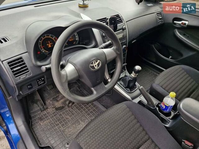 Синий Тойота Королла, объемом двигателя 1.3 л и пробегом 160 тыс. км за 7499 $, фото 17 на Automoto.ua