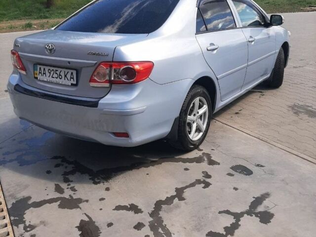 Синий Тойота Королла, объемом двигателя 1.3 л и пробегом 11 тыс. км за 6600 $, фото 2 на Automoto.ua