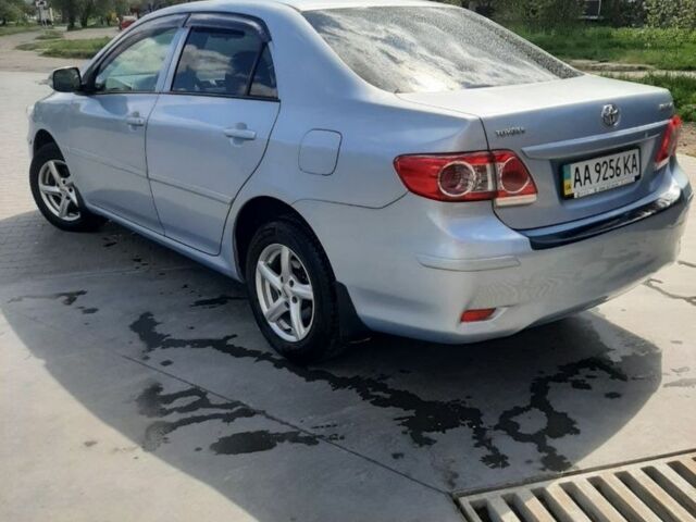 Синий Тойота Королла, объемом двигателя 1.3 л и пробегом 11 тыс. км за 6600 $, фото 3 на Automoto.ua