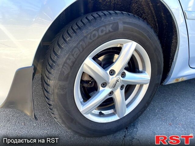 Синий Тойота Королла, объемом двигателя 1.3 л и пробегом 251 тыс. км за 5500 $, фото 9 на Automoto.ua