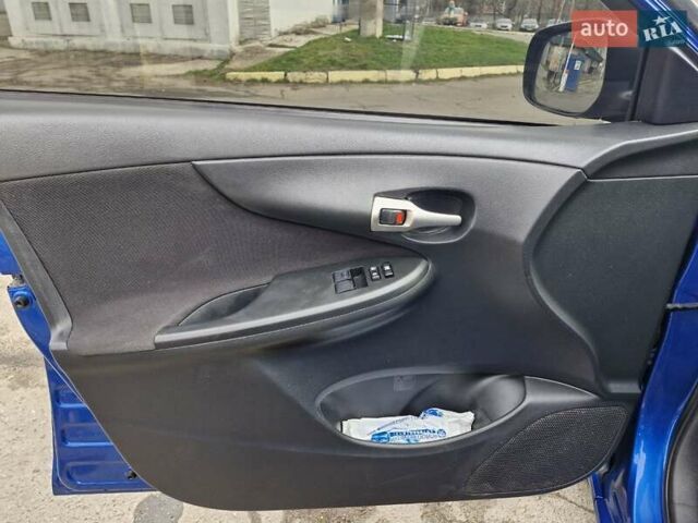 Синий Тойота Королла, объемом двигателя 1.3 л и пробегом 160 тыс. км за 7499 $, фото 10 на Automoto.ua