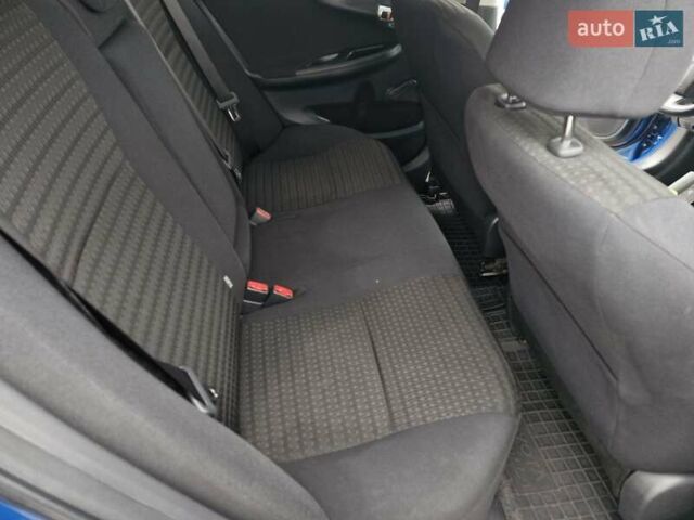 Синий Тойота Королла, объемом двигателя 1.3 л и пробегом 160 тыс. км за 7499 $, фото 23 на Automoto.ua