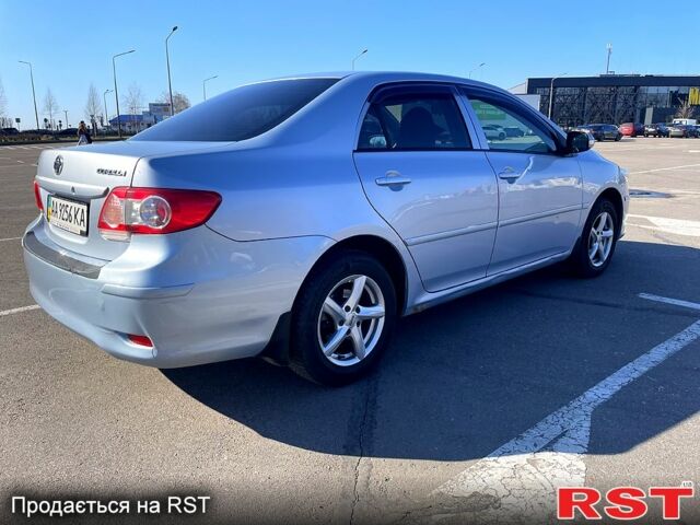 Синий Тойота Королла, объемом двигателя 1.3 л и пробегом 251 тыс. км за 5500 $, фото 2 на Automoto.ua