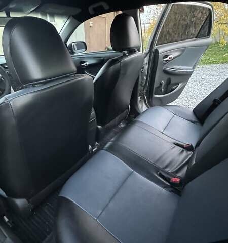 Синий Тойота Королла, объемом двигателя 1.3 л и пробегом 178 тыс. км за 7500 $, фото 2 на Automoto.ua