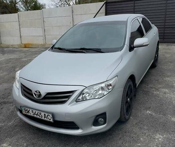 Синий Тойота Королла, объемом двигателя 1.3 л и пробегом 178 тыс. км за 7500 $, фото 6 на Automoto.ua