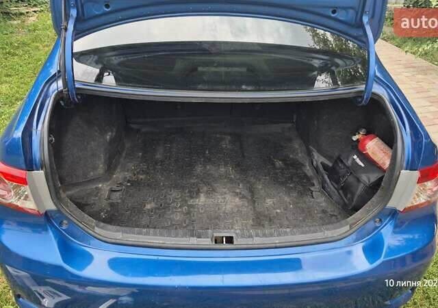 Синий Тойота Королла, объемом двигателя 1.33 л и пробегом 189 тыс. км за 7500 $, фото 14 на Automoto.ua