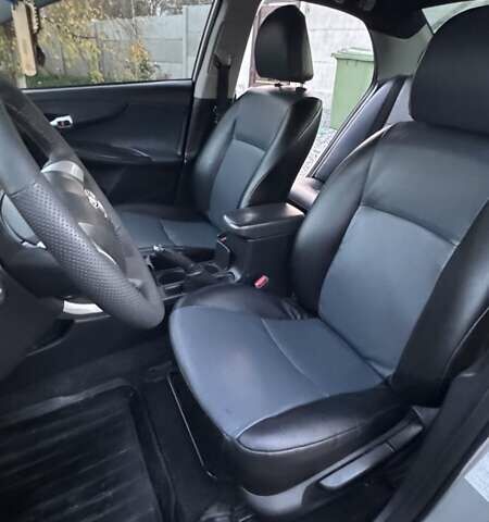 Синий Тойота Королла, объемом двигателя 1.3 л и пробегом 178 тыс. км за 7500 $, фото 1 на Automoto.ua