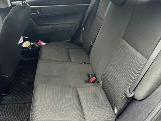 Синий Тойота Королла, объемом двигателя 1.3 л и пробегом 200 тыс. км за 7500 $, фото 9 на Automoto.ua