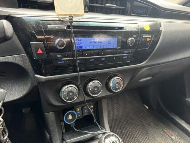 Синий Тойота Королла, объемом двигателя 1.3 л и пробегом 200 тыс. км за 7500 $, фото 11 на Automoto.ua