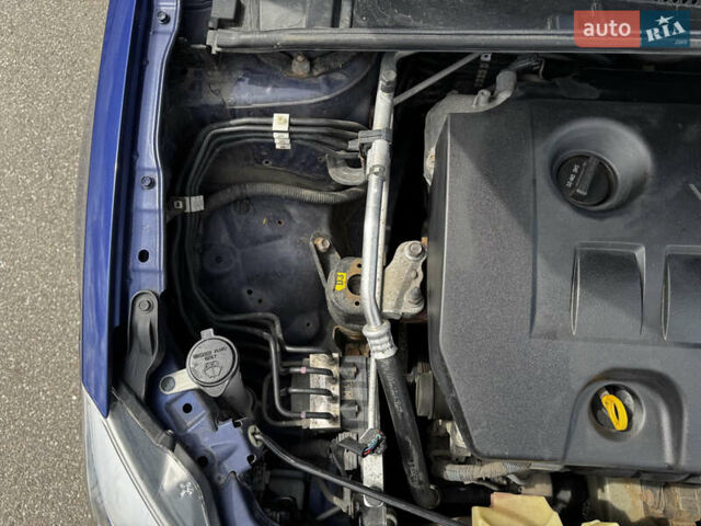 Синий Тойота Королла, объемом двигателя 1.8 л и пробегом 112 тыс. км за 10000 $, фото 31 на Automoto.ua