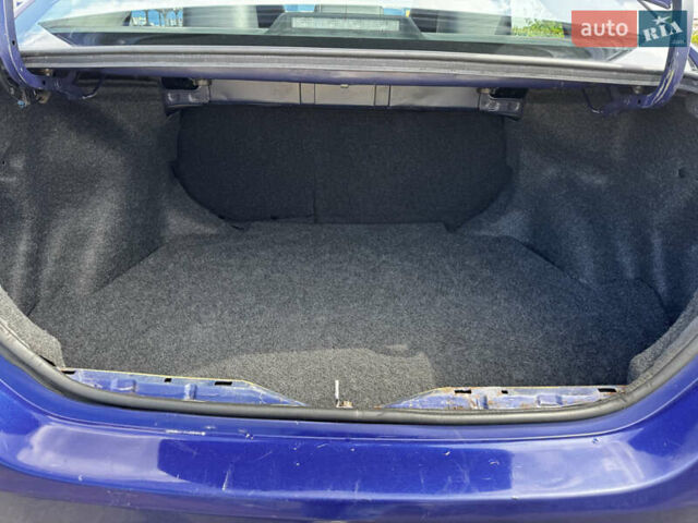 Синий Тойота Королла, объемом двигателя 1.8 л и пробегом 112 тыс. км за 10000 $, фото 32 на Automoto.ua