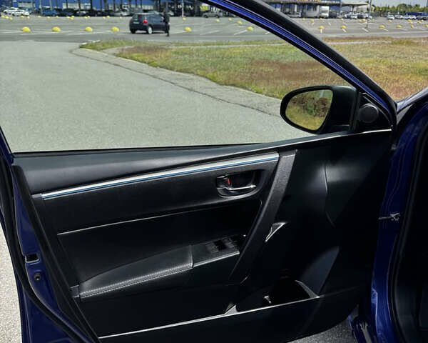 Синий Тойота Королла, объемом двигателя 1.8 л и пробегом 112 тыс. км за 10000 $, фото 16 на Automoto.ua