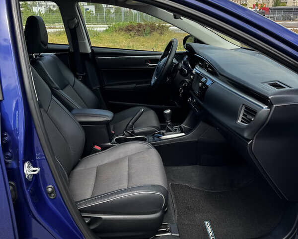 Синий Тойота Королла, объемом двигателя 1.8 л и пробегом 112 тыс. км за 10000 $, фото 12 на Automoto.ua