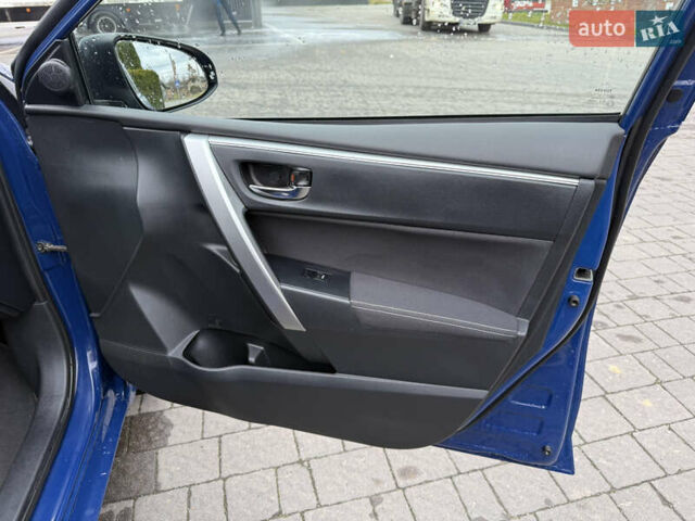 Синий Тойота Королла, объемом двигателя 1.59 л и пробегом 198 тыс. км за 10999 $, фото 41 на Automoto.ua